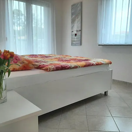Traum Mit Pool Am Meer, Kroatien, Istrien, Liznjan, Urlaub An Der Adria Διαμέρισμα *