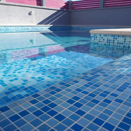 Traum Mit Pool Am Meer, Kroatien, Istrien, Bis 6 Personen, Urlaub An Der Adria Ližnjan