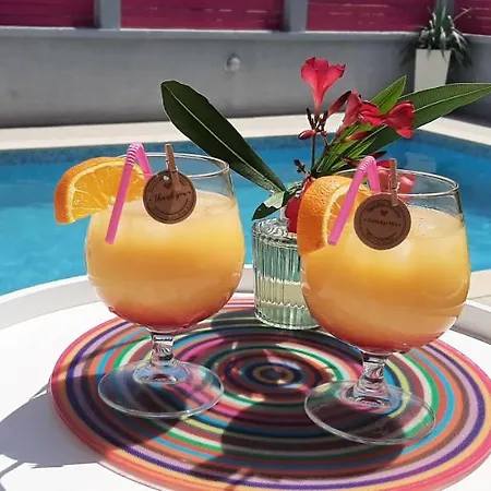 Traum Mit Pool Am Meer, Kroatien, Istrien, Bis 6 Personen, Urlaub An Der Adria Apartmán