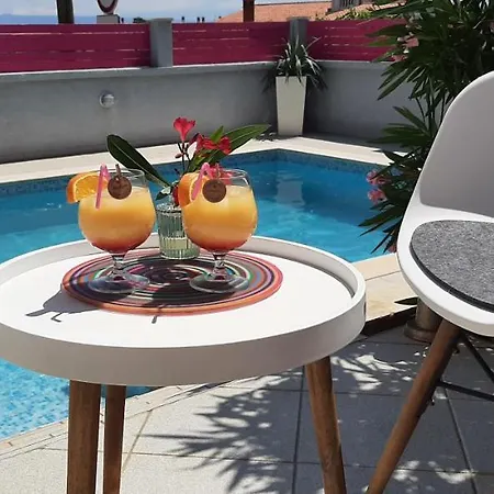 Traum Mit Pool Am Meer, Kroatien, Istrien, Bis 6 Personen, Urlaub An Der Adria * Ližnjan