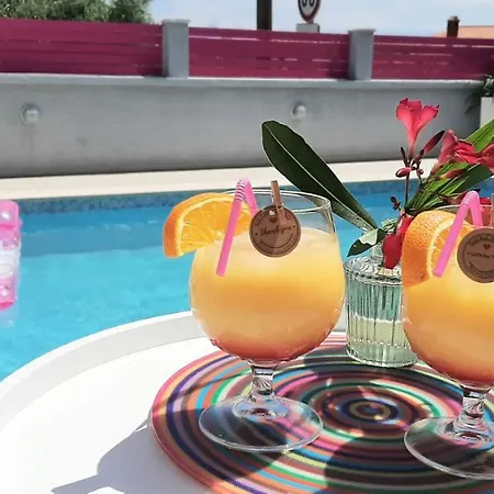 Traum Mit Pool Am Meer, Kroatien, Istrien, Bis 6 Personen, Urlaub An Der Adria Apartmán